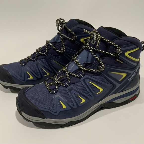 Women’s Salomon X Ultra 3 Mid GTX Hiking Boot - Picture 2 of 10